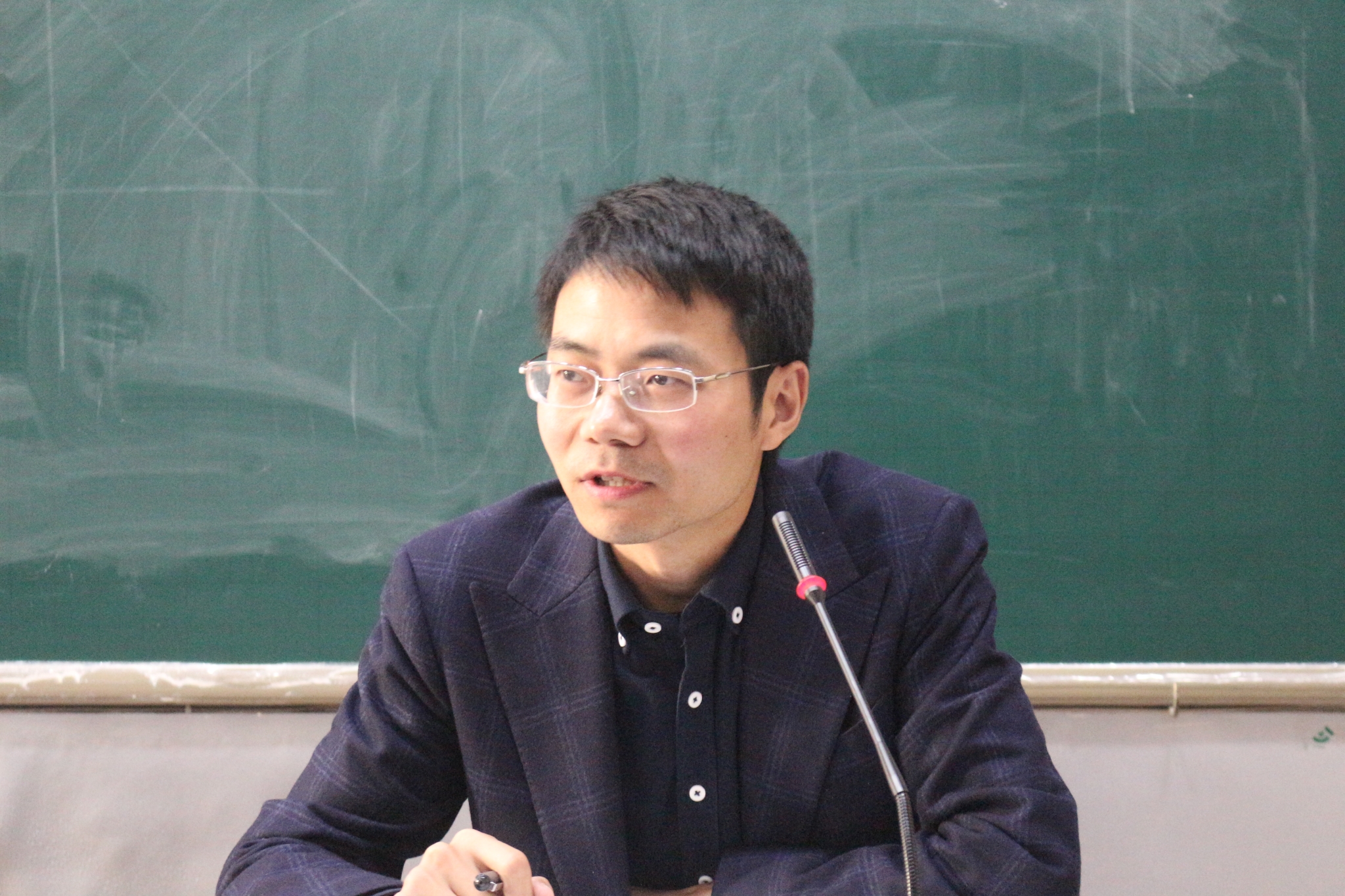 西南大学附中 政治教师 曾志新.jpg